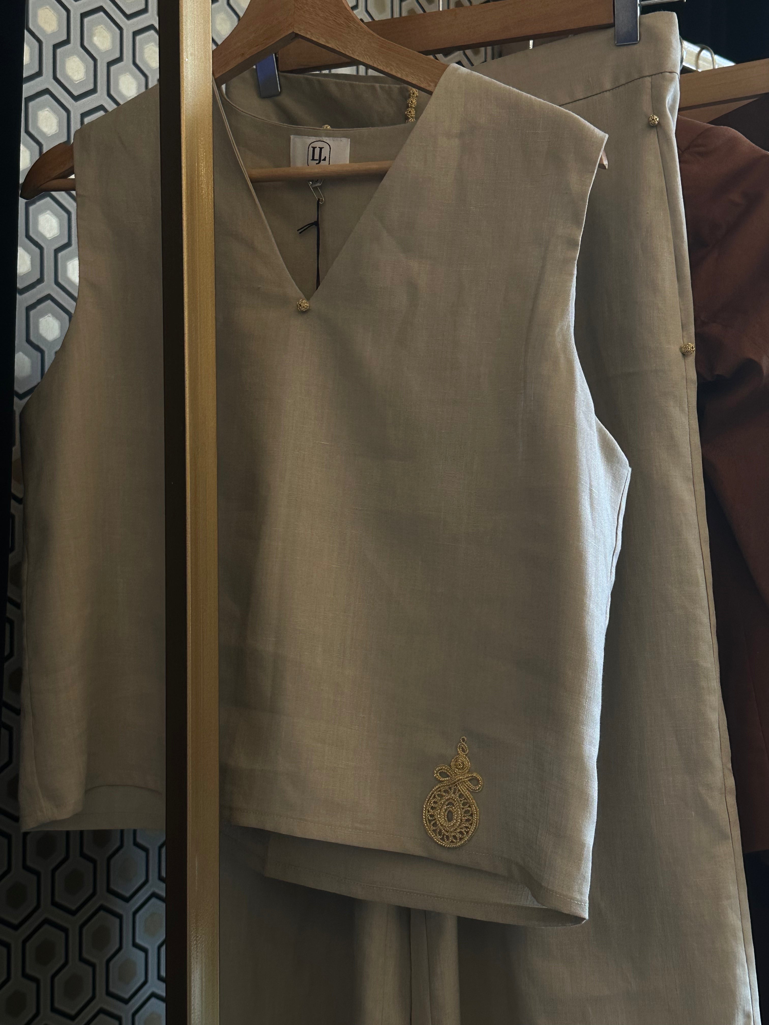 Casual-chic set