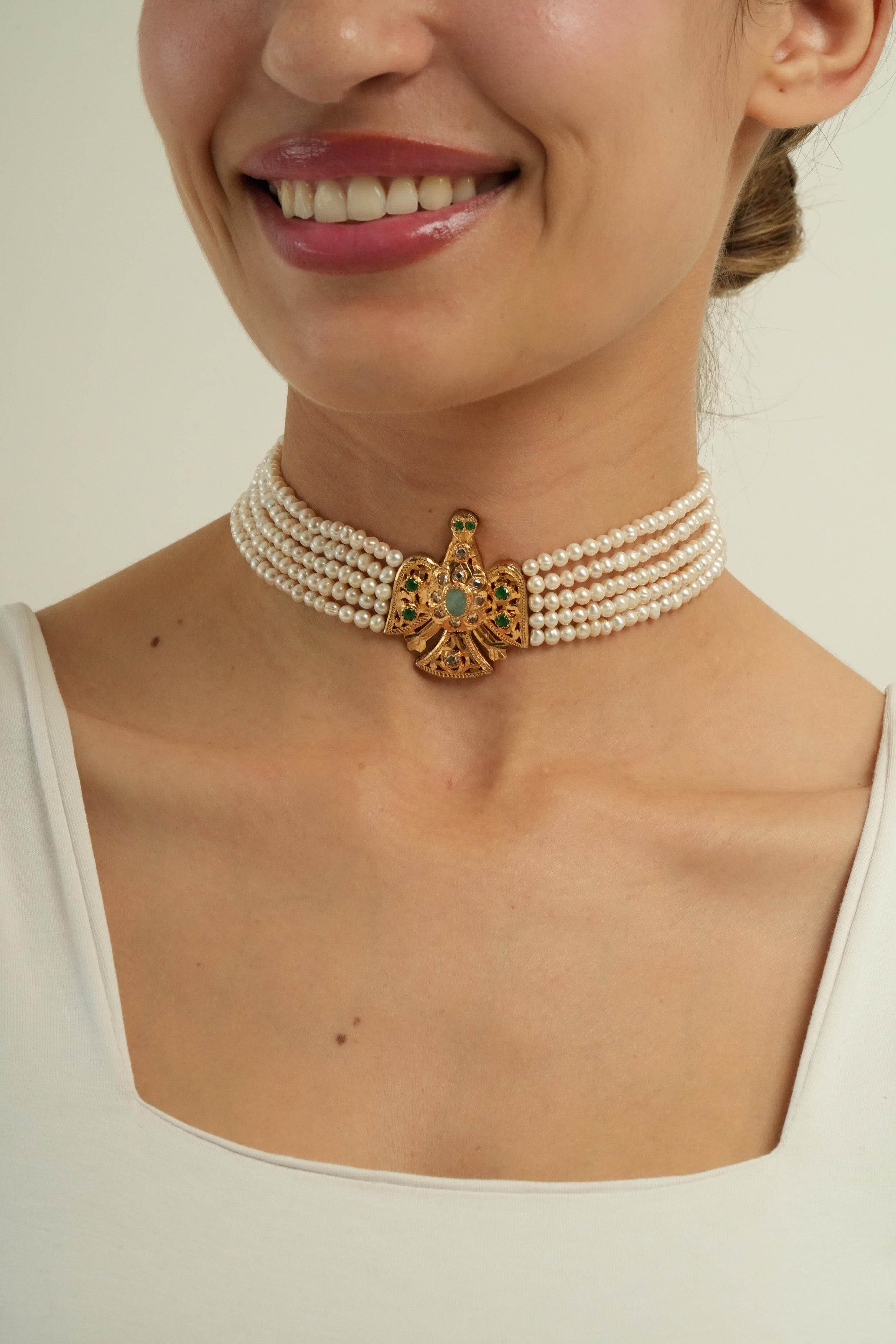 Sultana choker