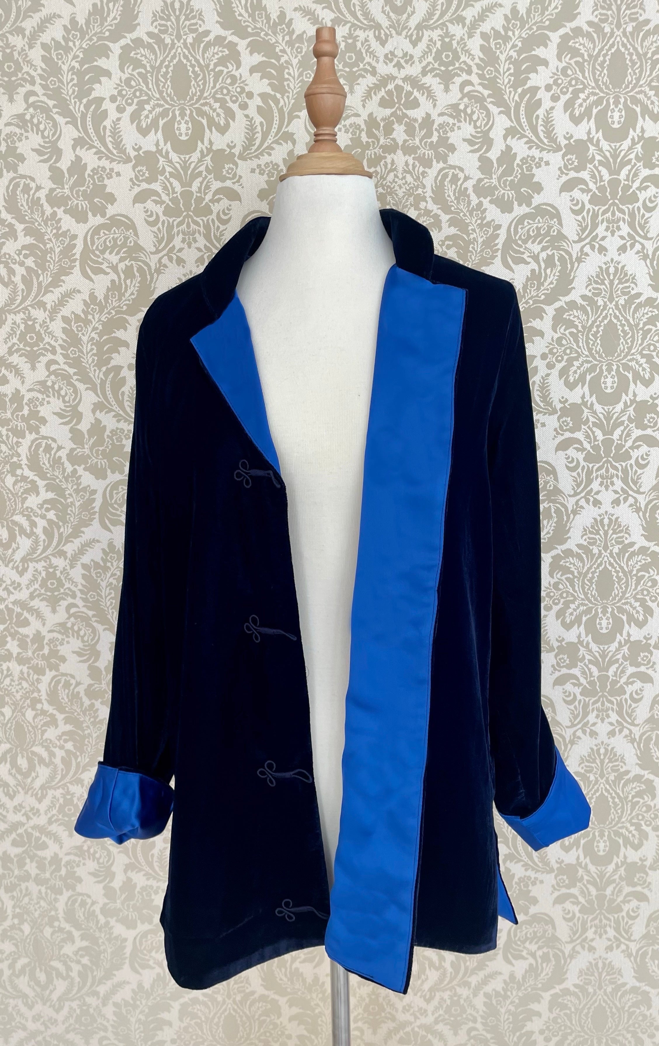 Velvet jacket with lining